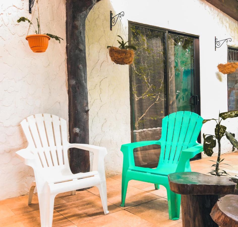 Monte Fresco Hostel Boutique Puntarenas Eksteriør billede