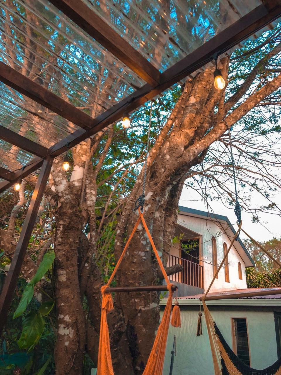 Monte Fresco Hostel Boutique Puntarenas Eksteriør billede