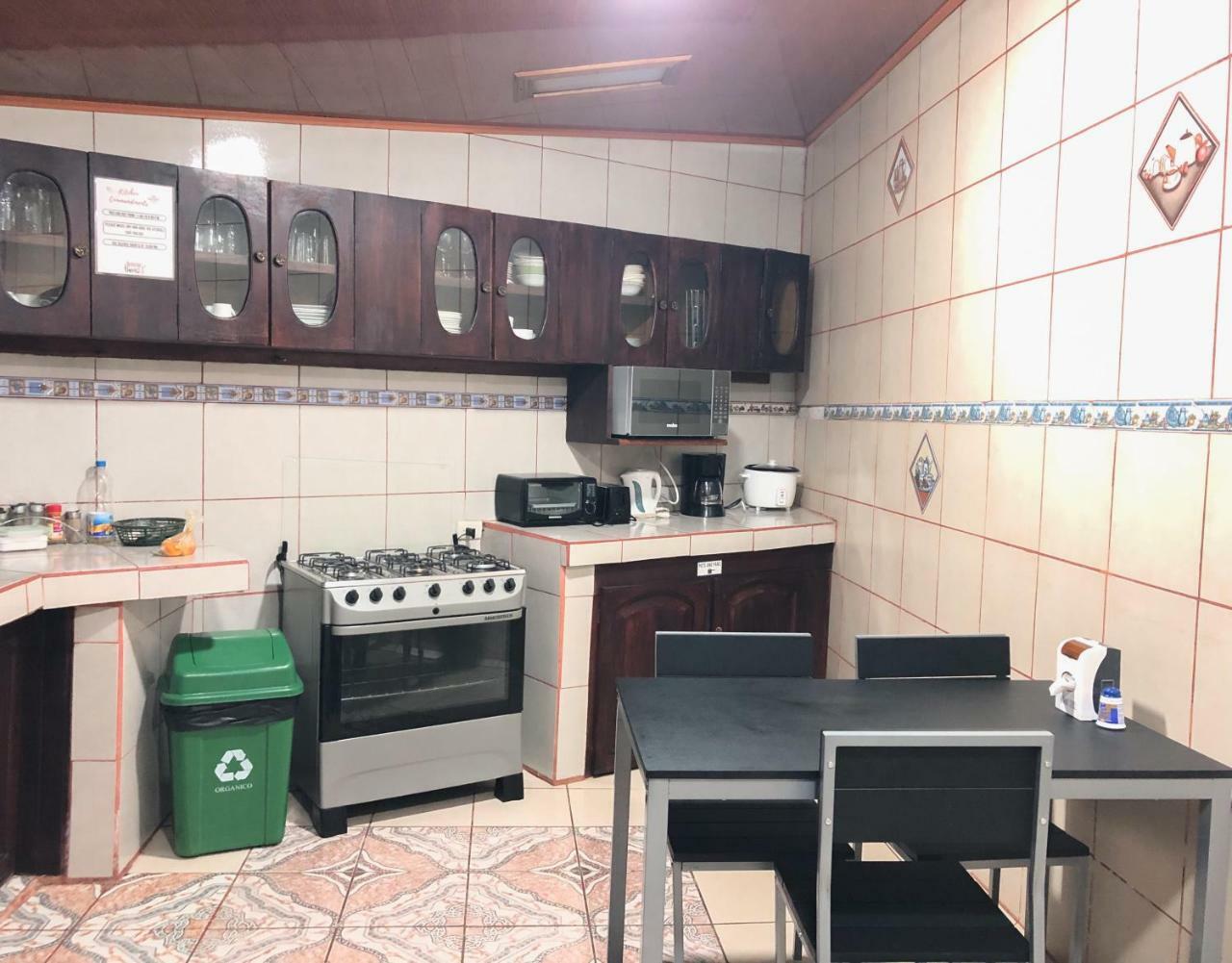 Monte Fresco Hostel Boutique Puntarenas Eksteriør billede